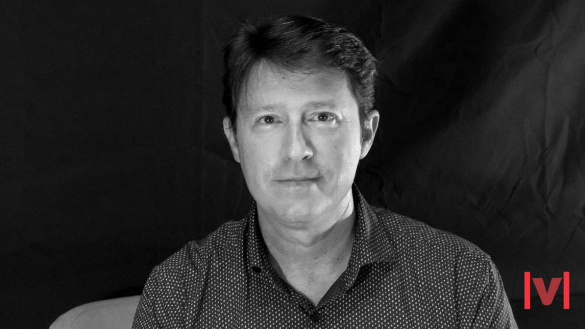 La Veu dels Llibres entrevista al castelloner Fede Puertos castellonoticies.com/103788-2/ via <a href="/castellonoti/">Castelló Notícies</a> | La informació del Castelló més llarg que redó!