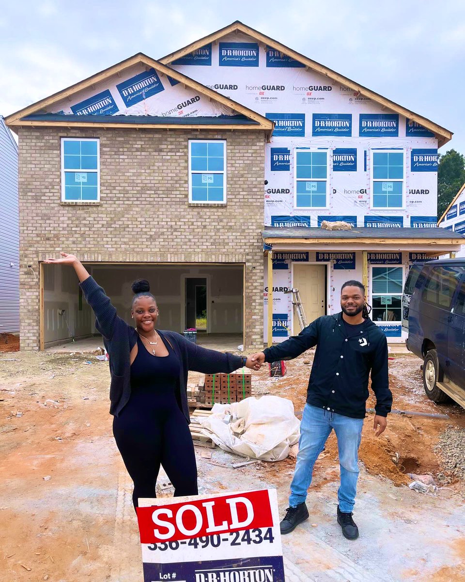 QuadashaSharea_'s tweet photo. There’s power in the tongue. Do you believe in the law of attraction or manifestation? Look what God did! Start thanking him in advance for the things you want/need in life and watch Him work!! We are so blessed! 🥹 🙏🏾🫶🏾#homeowners https://t.co/6L9ZBdk2Hr