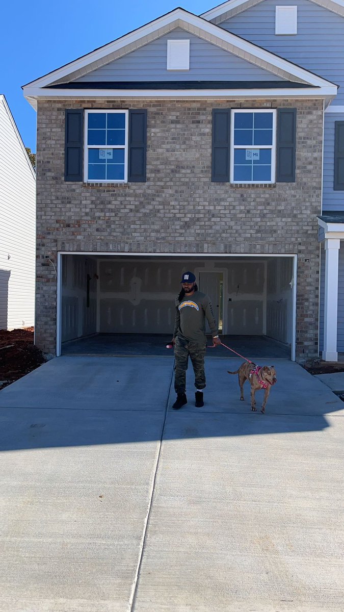 QuadashaSharea_'s tweet photo. There’s power in the tongue. Do you believe in the law of attraction or manifestation? Look what God did! Start thanking him in advance for the things you want/need in life and watch Him work!! We are so blessed! 🥹 🙏🏾🫶🏾#homeowners https://t.co/6L9ZBdk2Hr