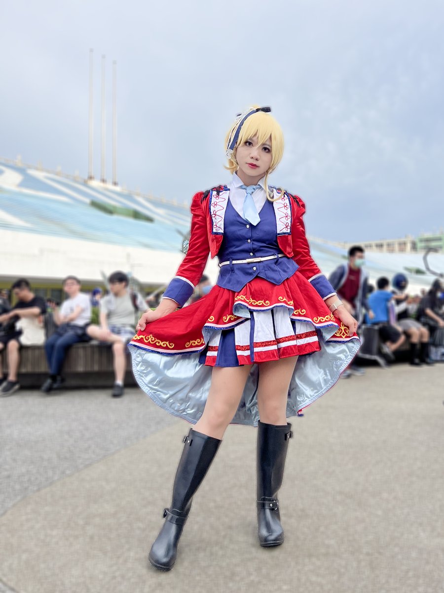 FetishLydia's tweet photo. #FF41 Day 1
#lovelive

突然發現好久沒有發一般布料的cos照了
沒辦法，膠衣真的太香了嘛

#cosplay https://t.co/qiP2zXpJFy