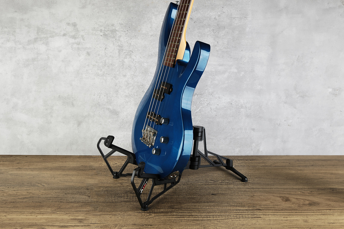 BassGuitarReview tweet media