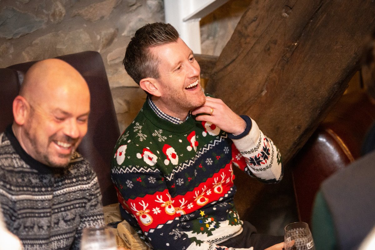 LA23NET's tweet image. Christmas jumpers at the ready! It’s the @LA23NET Christmas Quiz tomorrow 🎄
We&apos;ll be spreading a little bit of Christmas joy with prizes for the most festively adorned quizzers✨  
Grab your ticket while you still can 👉 bit.ly/LA23_Christmas… 
#LA23NET #Cumbria #LakeDistrict