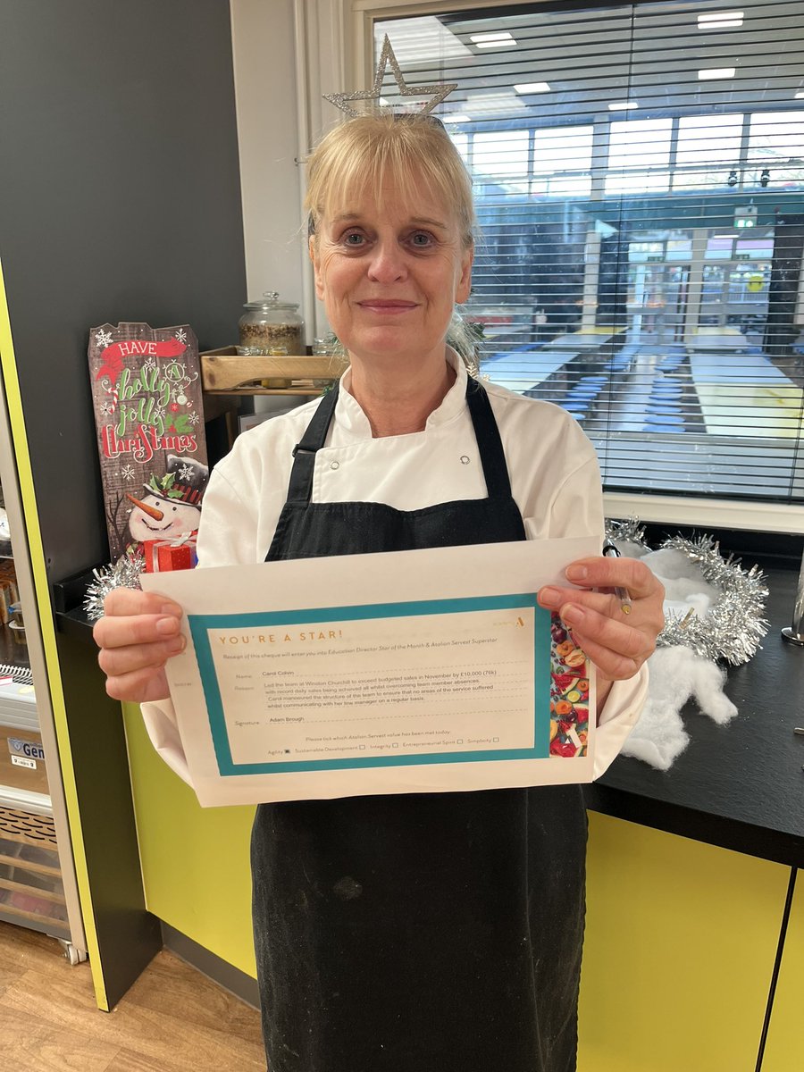 A huge congratulations to our Chef Manager Carol @Academy_Food_UK for winning the ‘your a star award’ for November. 🌟🌟