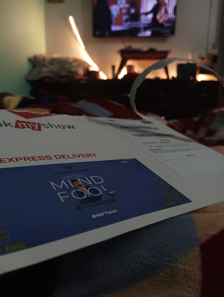 Iam_singh_nipun's tweet photo. The tickets are here!!!! @thevirdas #mindfool https://t.co/IqaHqeglMb