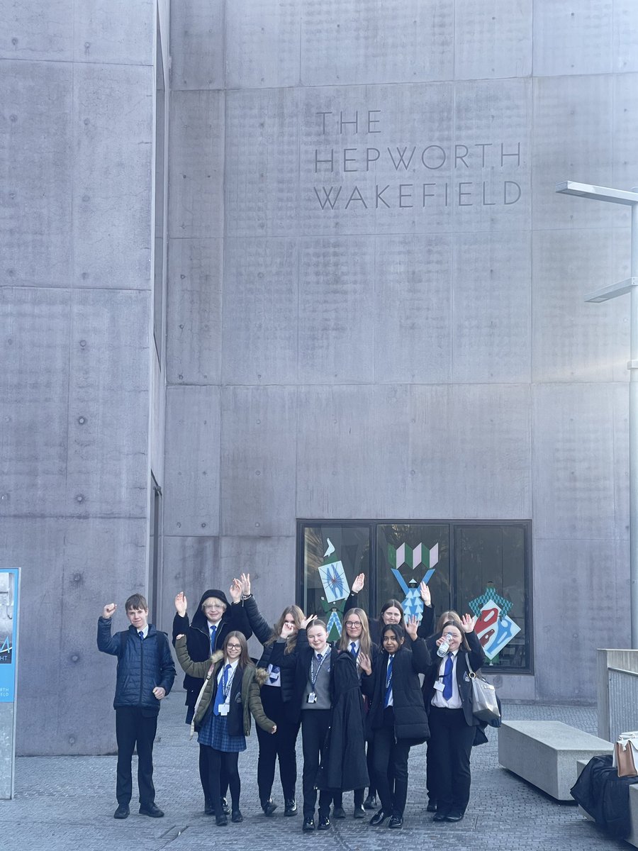 Ready for a day filled with creative careers, workshops and exhibitions! What a wonderful Wednesday we have planned! @HepworthGallery #Year9 #CreativeCareers @TrinityAcademyC