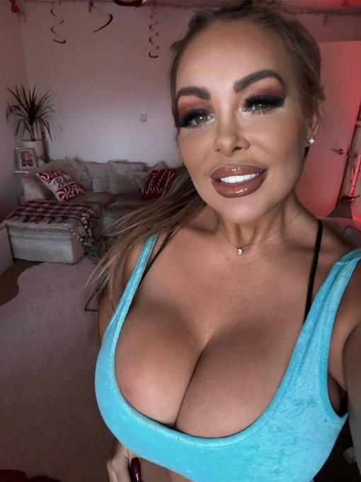 Be kind and full of love 🩵 https://t.co/SH2HPQ6d2G