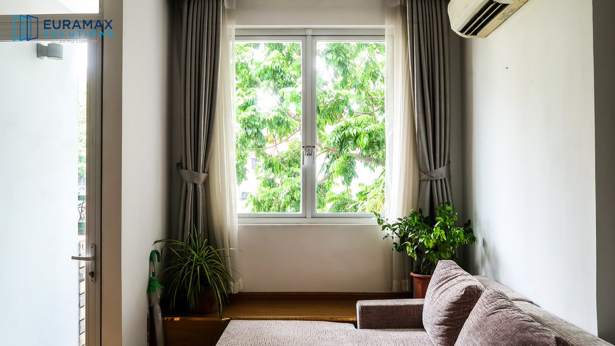 EuramaxSolution's tweet photo. Searching for windows that combine innovation, sustainability, and winter-ready security? Look no further than Euramax for:

🏠 uPVC windows
🏠 Aluminium windows

Explore more here: https://t.co/fhNFExBShR 

#EuramaxSolutions https://t.co/eC4H41IND6