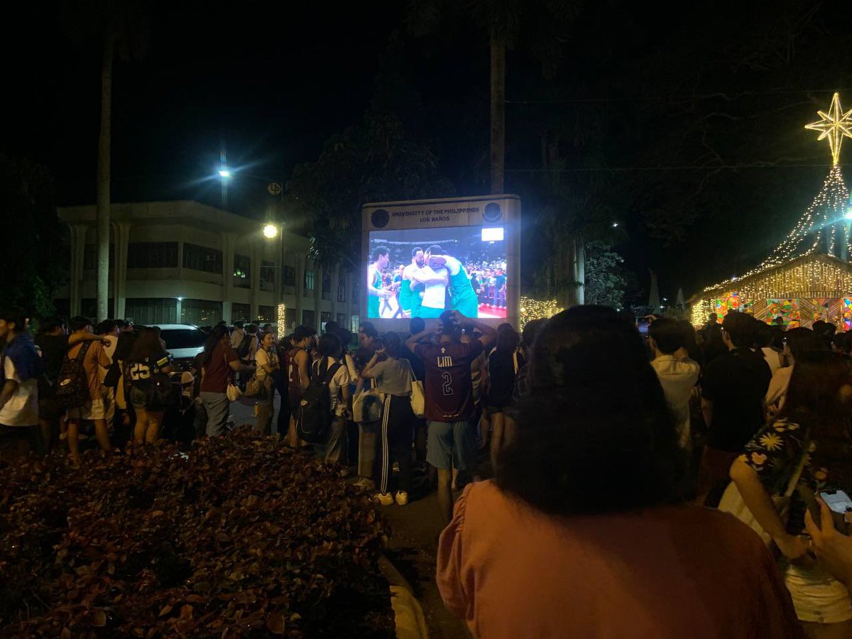 uplbperspective's tweet photo. BREAKING: UP Fighting Maroons fall short to claim the crown in the winner-take-all Game 3 of #UAAPSeason86 Men’s Basketball Finals.
They lose 69-73 against the DLSU Green Archers and settle as the first runner up in the season’s tournament.
#UPFight
#GitingatTapang https://t.co/PN95U29kcJ