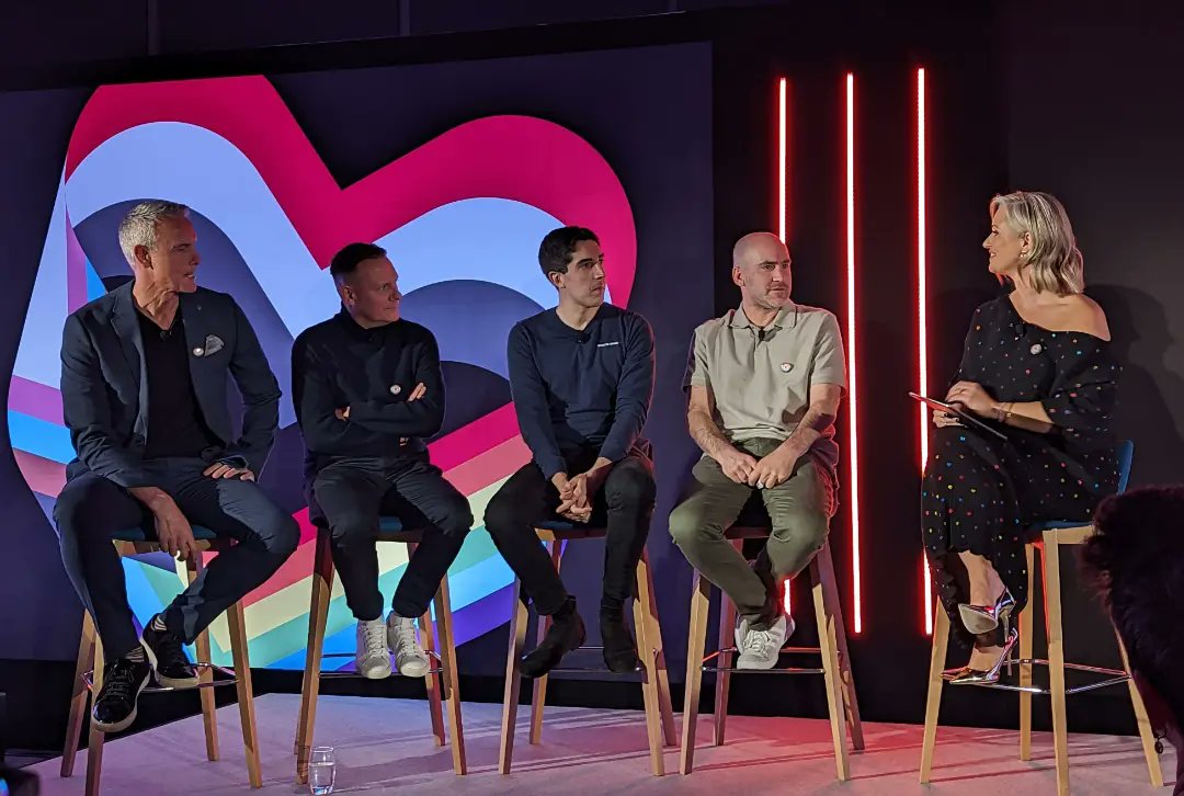 It was great to be a part of #OneLoveLive alongside @ManUtd and @adidas last night. 

Ahead of United's #RainbowLaces game v Chelsea, this was an important opportunity to promote LGBTQ+ inclusivity in football as we continue to make Man Utd & football a place for all.