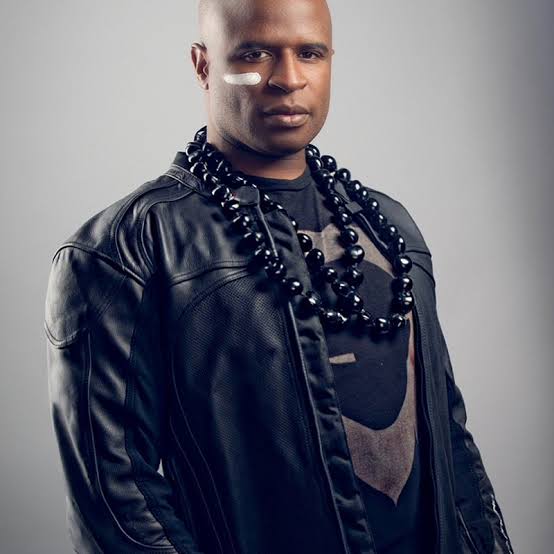 Smooth981FM's tweet photo. #NP  Little Drummer Boye @alexboyereal

On  #TheKazbah981  with @oluwaseun_ro 

Listen Live: https://t.co/MJKwGb58rA

❤💙🤍

#Smooth981 #LoveMusic #LoveLife #SmoothFmLagos https://t.co/lwl5mrw2h7