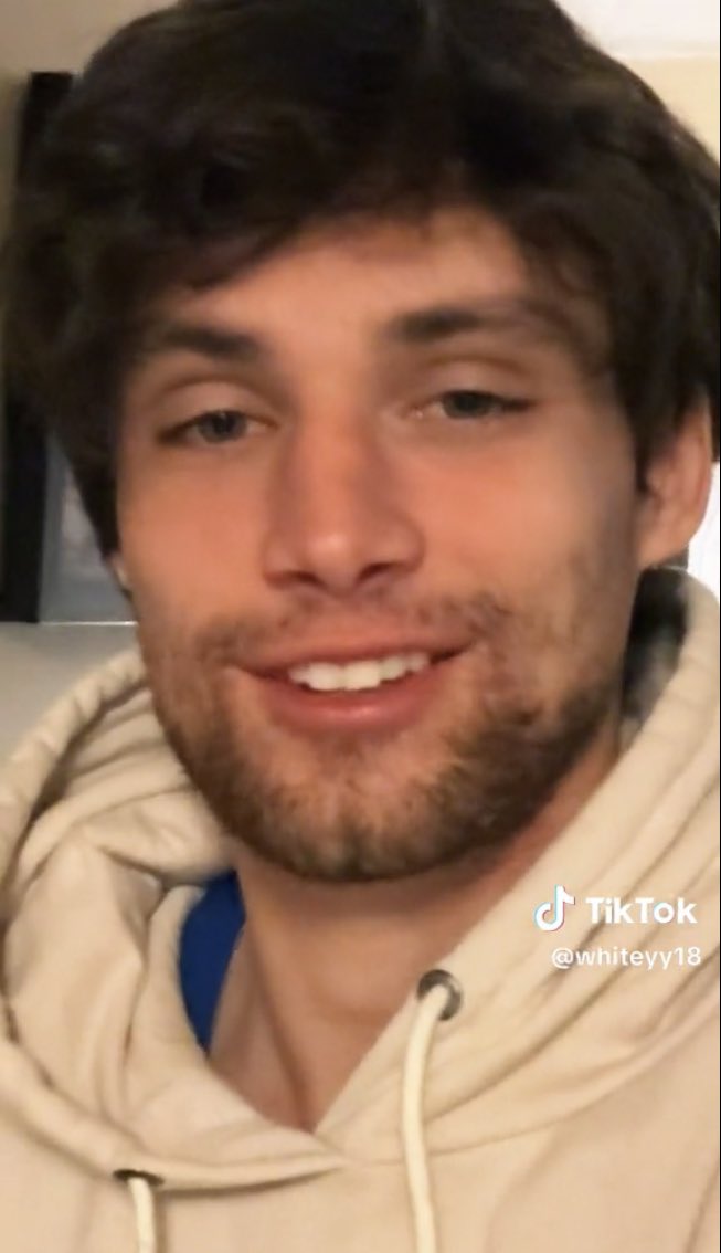 RobinScrutton's tweet photo. Oh just look at that beard on his perfect face ๐ซ ๐ฅ๐ฅต I need to rub my face all over it so badly lol OMG he is the sexiest man alive ๐ฅ๐ซ #Imgoingto #Whiskerburn #Justwatch ๐๐๐คซ๐ #Lovethisguy #Williamwhite ๐ https://t.co/lbhHQueIEo