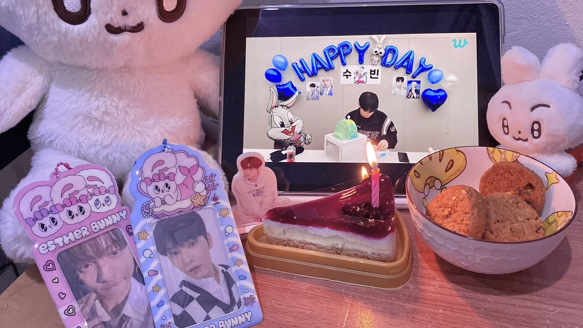 choilakpuk's tweet photo. #cookieforsoobin
HAPPY 23RD PAGE OF SOOBIN
#ToEternityWithSOOBIN
#겨울하늘에서_발견한_수빈이라는별
#愛されリーダースビンのお誕生日
@TXT_members @TXT_bighit https://t.co/lXaykys5Zl
