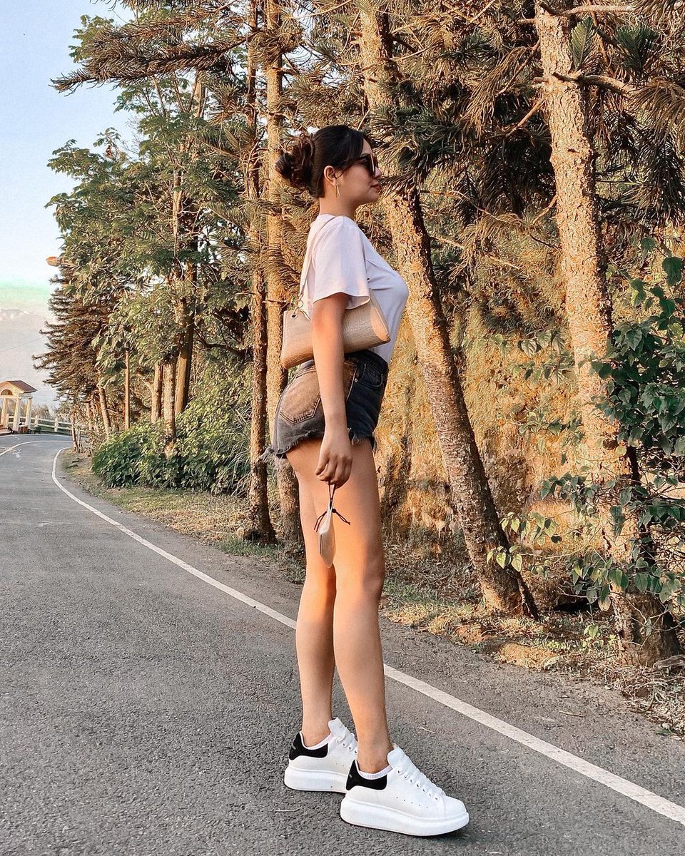MiyaSanchez3's tweet photo. To love and be loved is to feel the sun from both sides ❤ https://t.co/6I0oTppcTJ