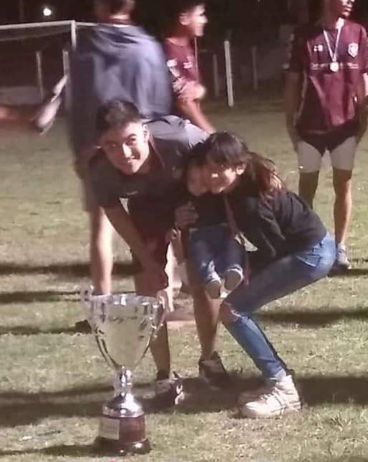 Mí mundo y más con estos colores 🤍🤍🤍