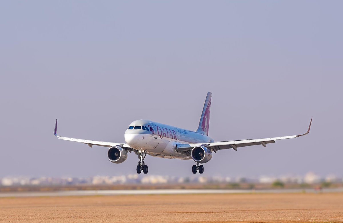 Qatar Airways tweet media