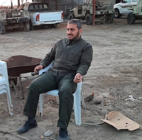 ابا مهدي
ايها الخلوق في سلوكك
تحنو على رفاقك حنو الام على اطفالها
وكنت شديد البأس على الأعداء
فصرت ترجماناً حقيقياً
لرحماء بينهم
اشداء على الكافرين
كنت لا تدخر جهداً في سبيل تطوير العمل
لا نقول سوا
ان الجميع يغبطك على هذه المنزله
هنيئاً