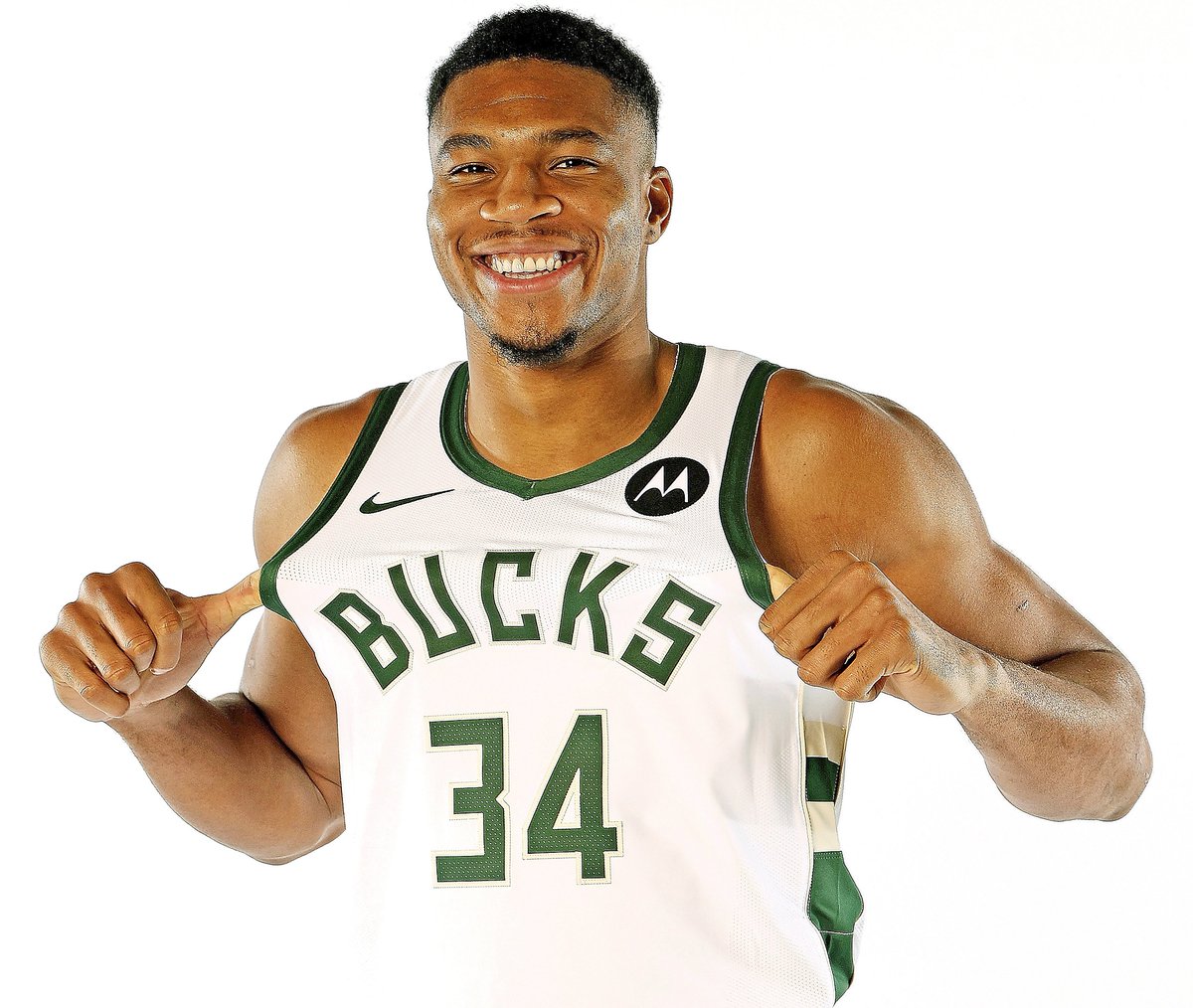 NBA's tweet photo. Join us in wishing @Giannis_An34 of the @Bucks a HAPPY 29th BIRTHDAY! #NBABDAY https://t.co/G91y40rEZz