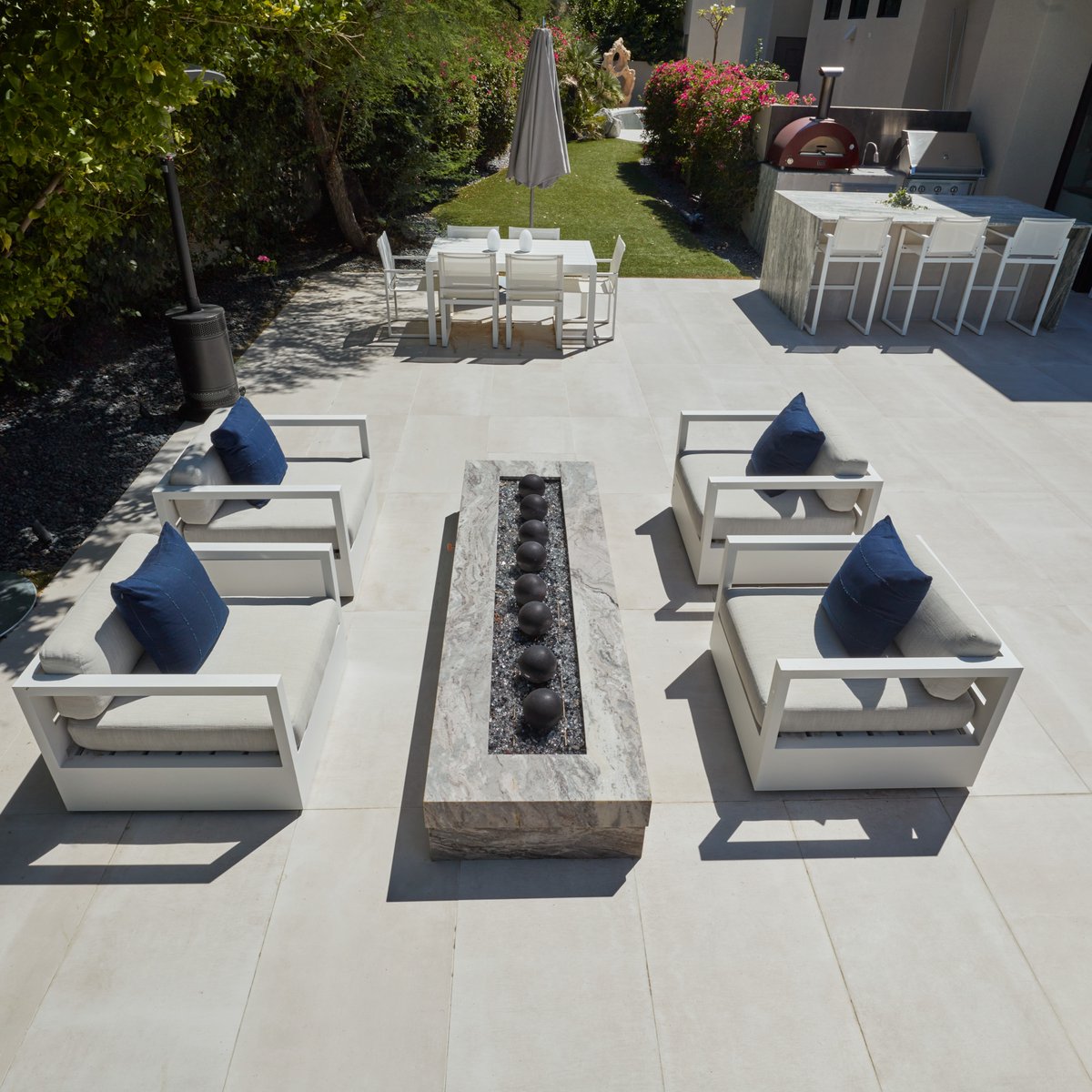 It might be a great time to start designing that new pool/outdoor patio area you've been dreaming about. Arizona Tile has a fantastic line of products for outdoor kitchens, patios &amp; pool areas. Click here to learn more: ecs.page.link/qeUJp

#arizonatile #patiotile #pooltile