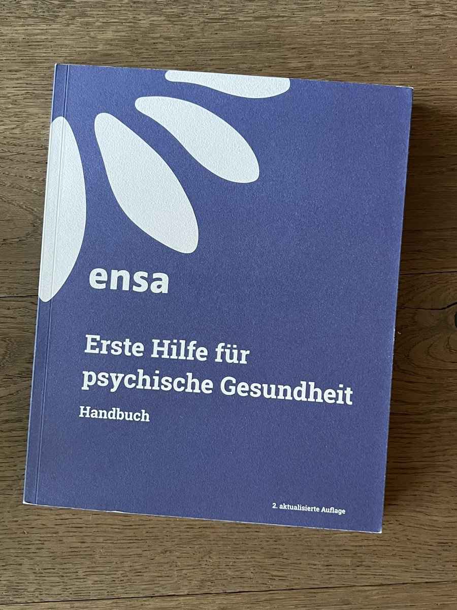 Es ist wichtig psychische Probleme im Umfeld rechtzeitig zu erkennen. Viel möchten gerne helfen, aber häufig steht die Frage im Raum: wie? Den ersten Teil "Erste Hilfe für psychische Gesundheit" besucht um Ersthelferin für psychische Gesundheit zu werden. #mentalegesundheit