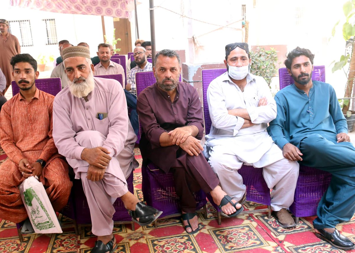 tmcmalir07's tweet photo. 🔊A community consultative session discussing the Rehabilitation of CC Paving Blocks at Streets of AFRIDI Colony, Touheed Colony, Gul Muhammad near MEHAR School Street Peer Juman Shah Street Good luck UC-04 Khuldaabad  TMC MALIR Karachi.
@BBhuttoZardari 
#Karachi #Karachiworks https://t.co/0IkCyA9fgx