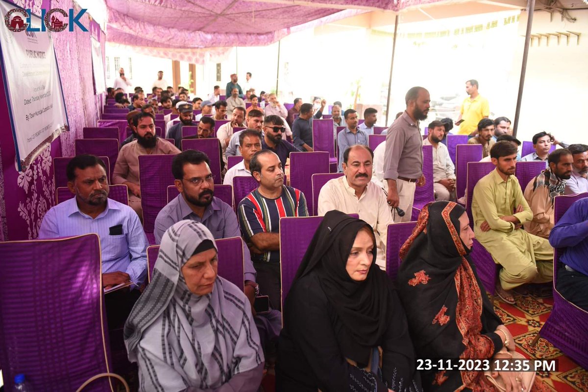 tmcmalir07's tweet photo. 🔊A community consultative session discussing the Rehabilitation of CC Paving Blocks at Streets of AFRIDI Colony, Touheed Colony, Gul Muhammad near MEHAR School Street Peer Juman Shah Street Good luck UC-04 Khuldaabad  TMC MALIR Karachi.
@BBhuttoZardari 
#Karachi #Karachiworks https://t.co/0IkCyA9fgx