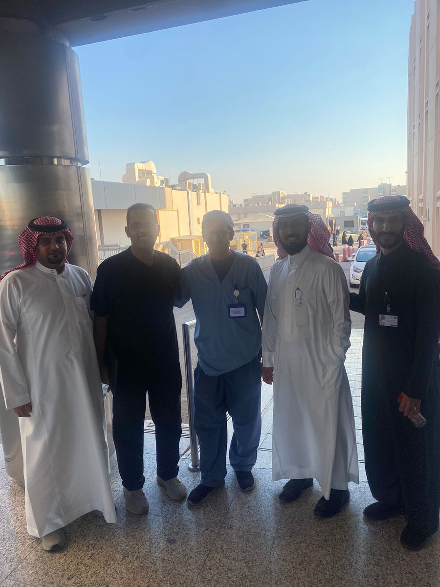Asiritrauma1's tweet photo. سعدنا بزيارة الزملاء من التجمع الصحي في حفر الباطن د.عبدالله المحيميد ود.فيصل العنزي
لزيارة مركز الاصابات في التجمع الصحي بالأحساء وتبادل المعرفة في مبادرات عدة ومنها مسار الإصابات والحوادث
 
#TraumaSystem

Right Patient
Right Care
Right Place 
at Right Time 

#مسار_الاصابات https://t.co/F4IqaeytNg