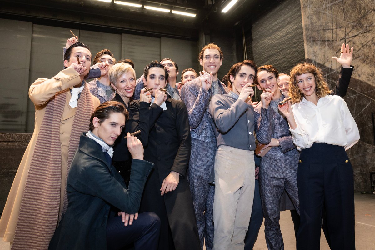 hamburgballett's tweet photo. We are still thinking about the German premiere of Cathy Marston's "Jane Eyre" at the @staatsoperHH - here are backstage impressions from Kiran West, the happy faces speak for themselves ✨ 📷@kiranwest https://t.co/EJjPFLpYW8