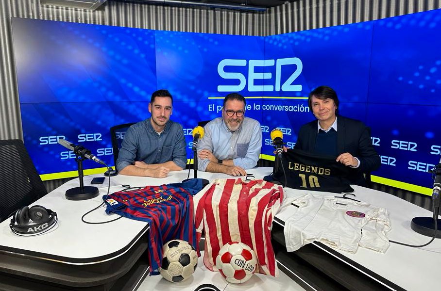 ⚽️ Descubre la historia del fútbol a través de la más avanzada tecnología con la exposición ‘Legends. The Home of Football’.

Hablamos con nuestro compañero <a href="/danialvarezvi/">Dani Álvarez</a> y con Marcelo Ordás, el dueño de @legends_exp, sobre los mejores momentos del fútbol entre sus reliquias.