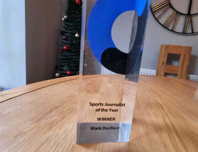 So, I won an award last week and wanted to say thank you to @crawleytown and @WAGMIUnited - I couldn't have won it without you. I fear I may not win many more and I blame Scott Lindsey for that - this is why
sussexexpress.co.uk/sport/football…