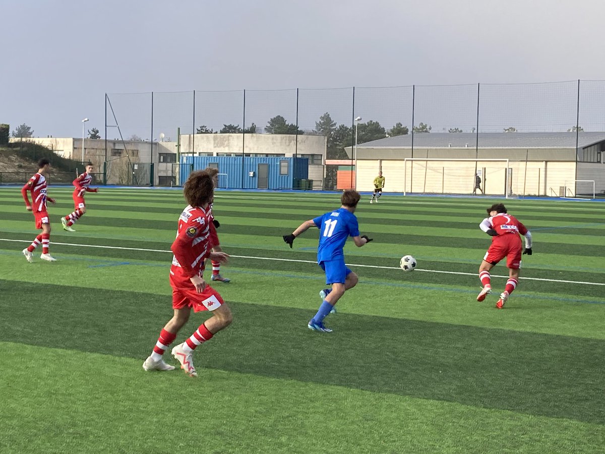 CA football lycée Garçon excellence au STAPS d’Amiens entre Thuillier et Condorcet.