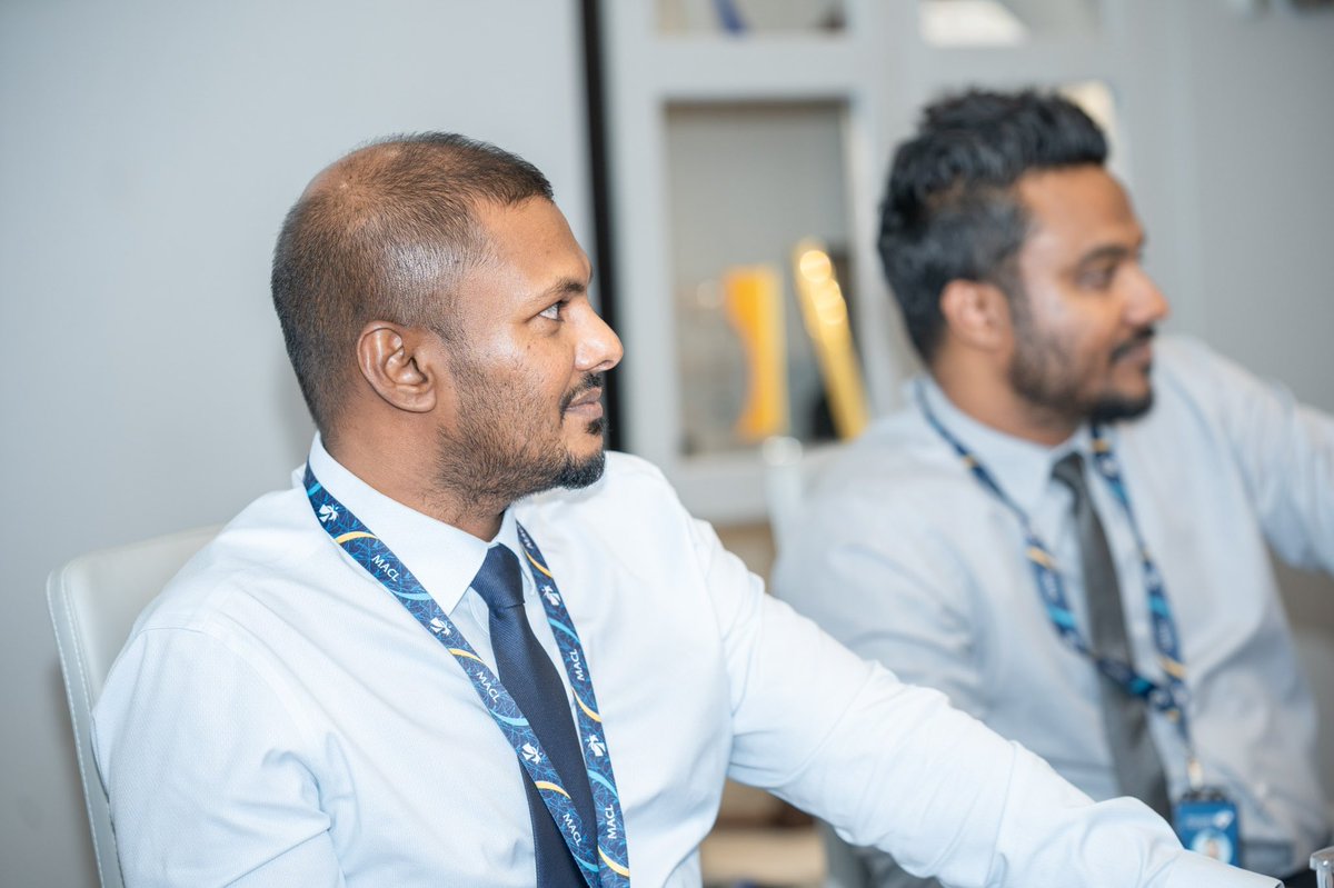 Portmv's tweet photo. Following President Dr. Muizzu’s directive to expedite the development of the Airport Project, the senior management of Maldives Ports Limited and Maldives Airports Company Limited, along with the contractors for the Velana International Airport project, convened. This meeting aimed to promptly address logistical challenges and streamline processes to help the completion of the ongoing Airport Project.

#MaldivesPortsLimited
#MPL #portmv
#VelanaInternationalAirport
