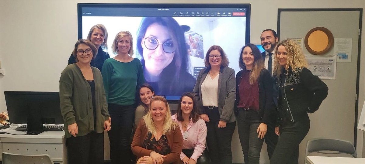 🌟Chez #GroupeResideEtudes, l'évolution interne est au cœur de notre ADN, nous sommes fiers d'assister à l'épanouissement de nos talents.
💡 Notre partenariat avec le @GroupeIGS donne naissance à une nouvelle promotion, alliant #formation théorique en présentiel et à distance.