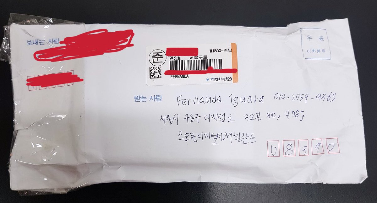 I mistakenly received this in my latest FW from Kfriday and I want to return it to its rightful owner! I will be sending it back to Kfriday - if you think this is yours send me a DM! 🥹

#Kfriday

#ktwt #kpoptwt #kaddy #koreaproxy #koreanproxy

#PleaseRT