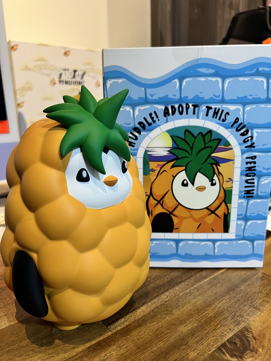 PINEAPPLE PENGU HAS FINALLY ARRIVED!!! 🍍🍍🍍