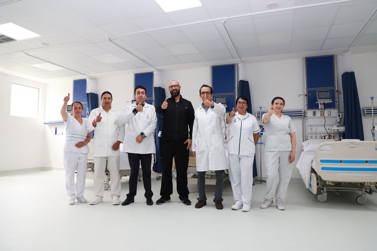 Hoy es un día importante para la seguridad social porque se cristaliza un sueño en beneficio de Cuenca y el sur del país. 🏥🤝

Inauguramos el Primer Centro de Gastroenterología en el <a href="/IESSHJCA/">Hospital de Especialidades José Carrasco Arteaga</a> que ofrecerá servicios especializados a más de 15 mil afiliados.