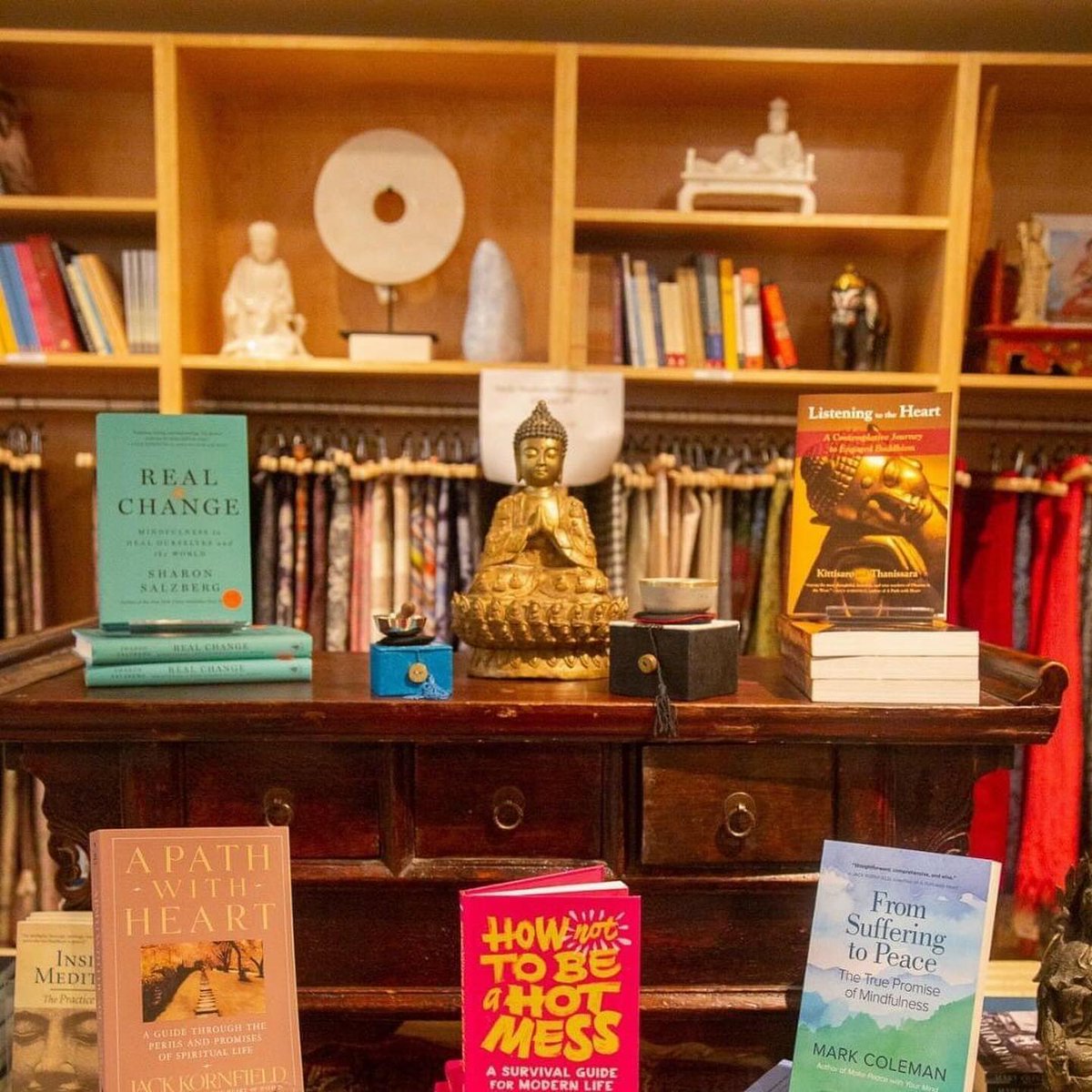 The Spirit Rock Bookstore will be OPEN to the public this Sunday, 12/10, 11am-2pm PT for holiday shopping!
The bookstore has a diverse assortment of gifts.
Address: 5000 Sir Francis Drake Blvd, Woodacre, CA 94973

#bookstore #holidaygiftideas #holidaygifts #holidayshopping