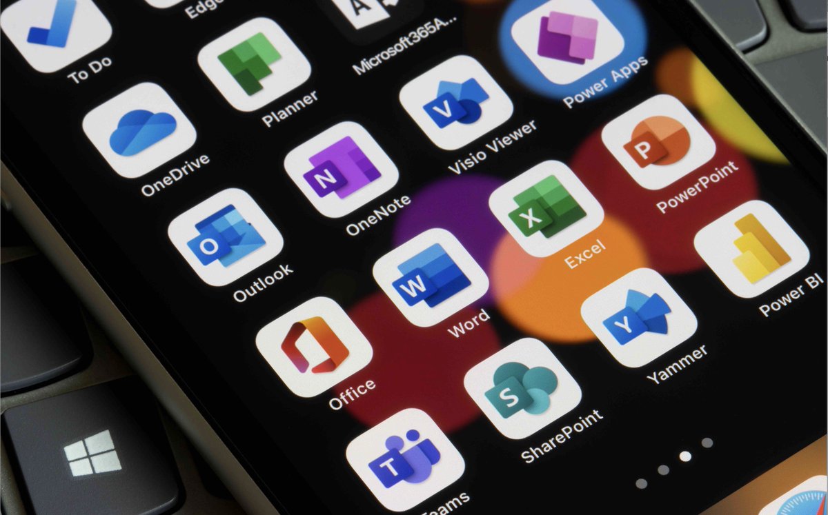 Read a blog post about how we tackled the challenge of keeping the parliamentary community up to date – but not overloaded – with the latest changes and updates to the digital tools we use in Parliament.

pds.blog.parliament.uk/2023/12/06/hel…