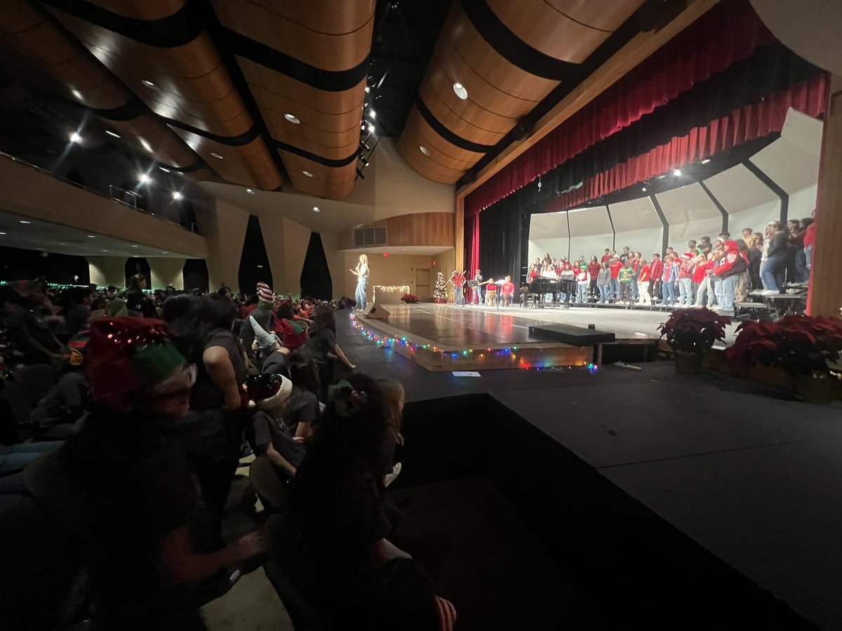 huebner_pta's tweet photo. First stop on the Huebner Choir Holiday Tour, Churchill High School! Kids are enjoying watch the Churchill Choir and getting to perform in front of the entire Churchill cluster! #RootEdHuebner #churchillcluster #theNEISDway #ElfieSelfie https://t.co/V1Elq421UV