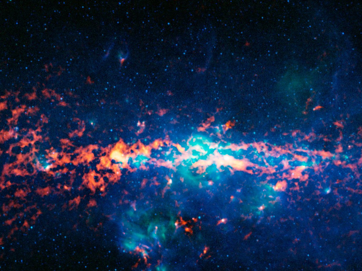 Voglia di serate PAZZESCHE?!
La nube molecolare di gas Sagittarius B2 contiene enormi quantità di formiato di etile, che ha l'odore del rum e il sapore dei lamponi!

Inoltre, contiene abbastanza alcol etilico da fornire 300.000 pinte al giorno per un miliardo di anni!

Volete…
