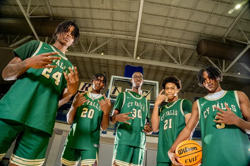 VYPE Houston (@vypehouston) on Twitter photo FLY, EAGLES, FLY: No. 6 Cypress Falls will be a powerhouse in 2024
Cypress Falls has a State Title under the direction of coach Richard Flores. The Eagles reached the Regional Semis last season, before falling to State Semifinalist Desoto.
READ:vype.com/Texas/Houston/β¦ FLY, EAGLES, FLY: No. 6 Cypress Falls will be a powerhouse in 2024
Cypress Falls has a State Title under the direction of coach Richard Flores. The Eagles reached the Regional Semis last season, before falling to State Semifinalist Desoto.
READ:vype.com/Texas/Houston/β¦