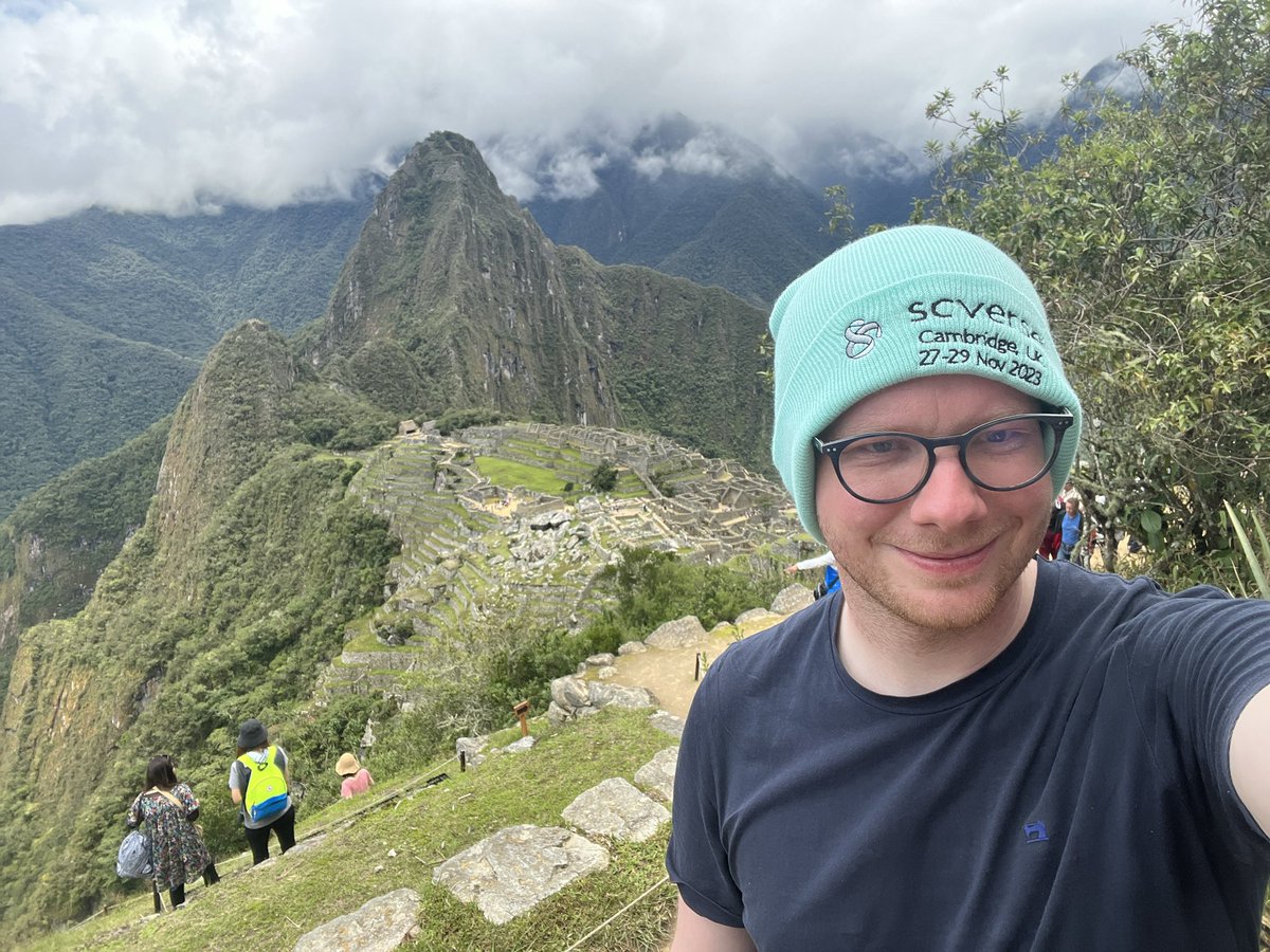 Severin_1991's tweet image. Tanking the amazing @scverse_team merch to new heights. #machupicchu