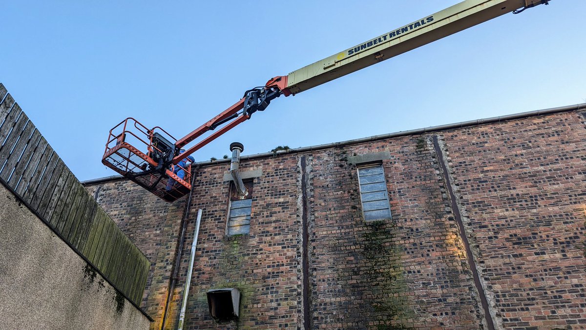 🎉 We are absolutely delighted to announce that today marked the beginning of a temporary repair of the Broadway's roof, with the work being completed by Farden Contracts of Ayr!

We will fear the rain no more! ☔️