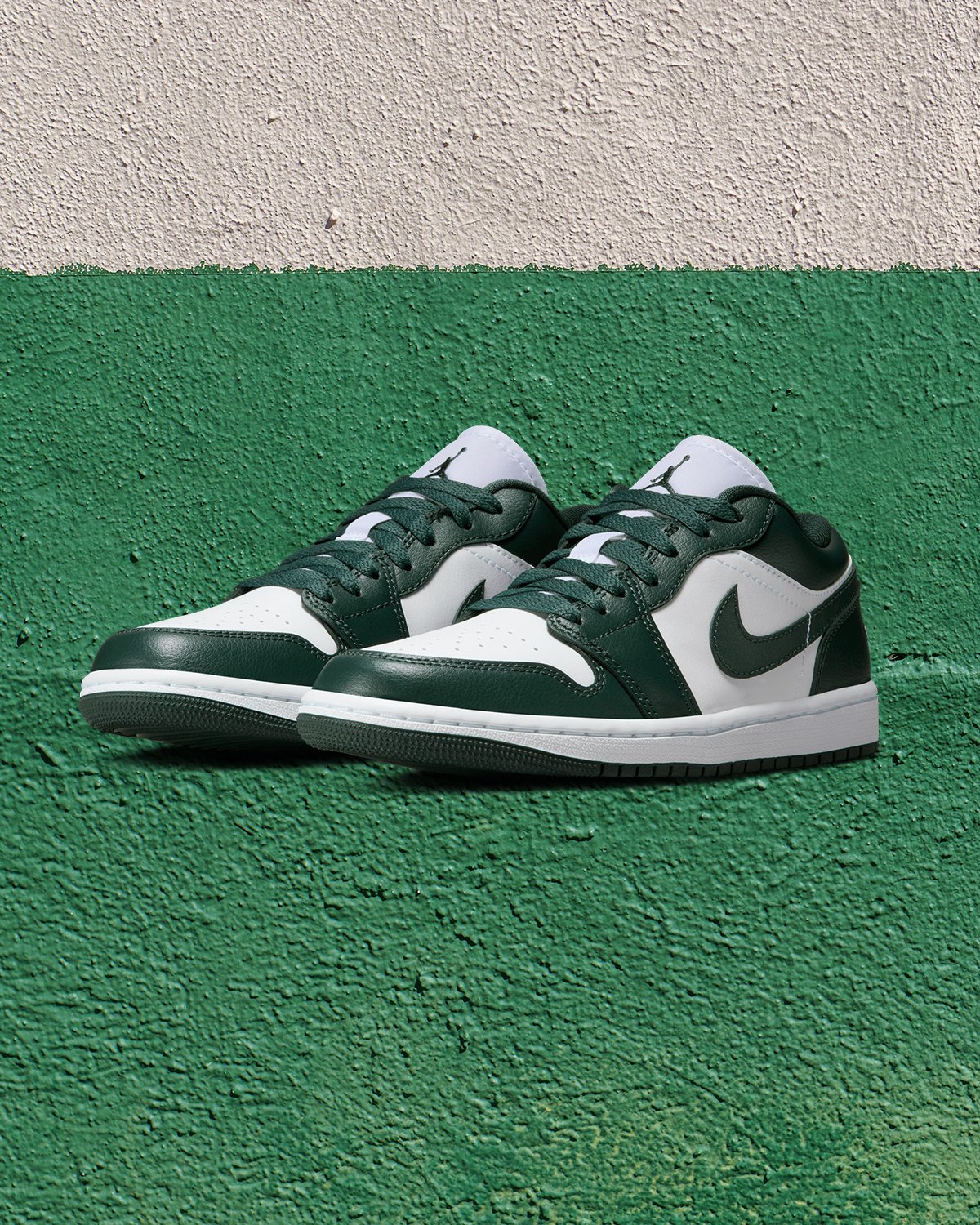 nike jordan 1 low sportscene