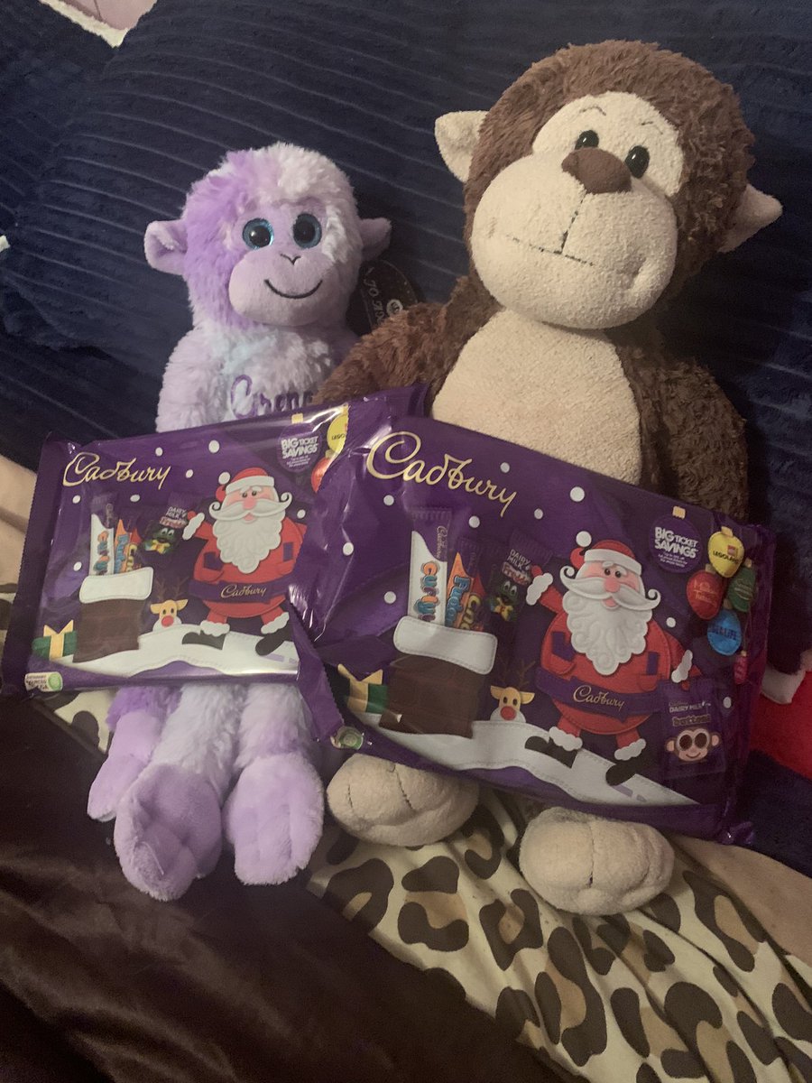 JOHNBOD92422162's tweet image. Max and his friend wanted to say big thank you to Vivamk HQ for there selection Boxs in my orders today.
#vivamknetwork #christmas2023 #selectionbox #uk #Dudley #thankyou