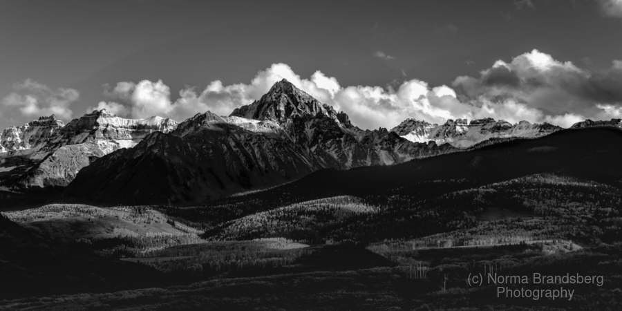 nbrandsberg's tweet photo. Telluride Mount Sneffels Dallas Divide Colorado Ranch for purchase here:
https://t.co/ml6f0wAunZ
#dallasdivide #coloradoranch #mountsneffels #ralphlaurenranch #coloradoblackandwhite #coloradopanorama #fedigiftshop #MastoArt #AYearForArt #wallart #gifts #giftideas #interiordecor https://t.co/b1H9zCnVqf