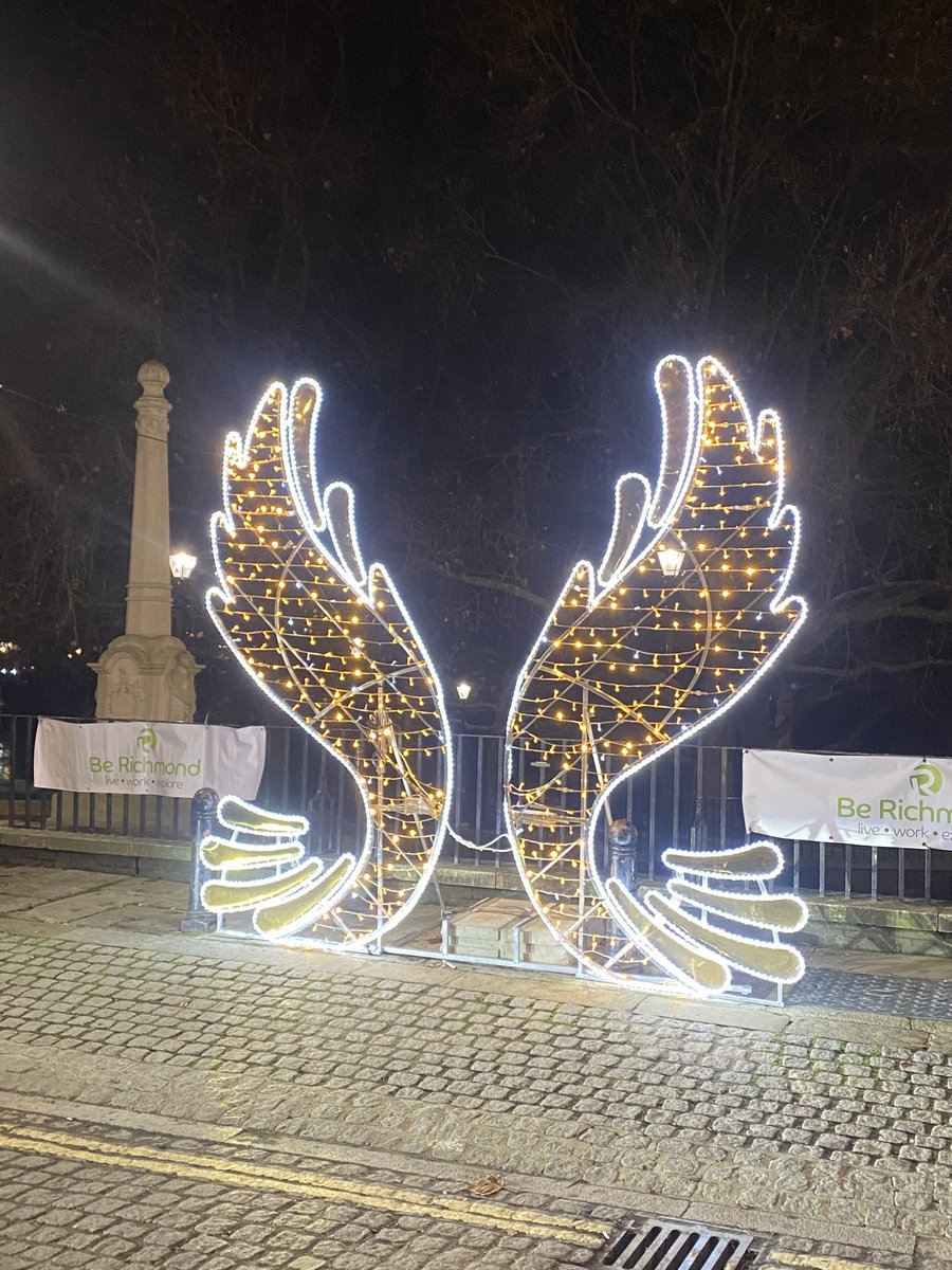 So that’s where I left my angel 😇 wings…😉 #Richmond #RichmondRiverside #Christmaslights