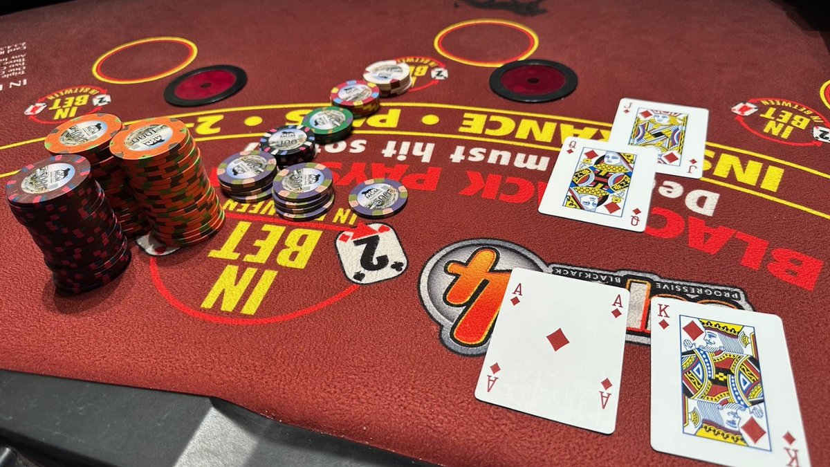 Somebody call the plumber, we got a ROYAL FLUSH! 👑 Congrats to the player from last week who went home with over $144k! 🤑 (21+. Please play responsibly. For help, visit spr.ly/6017RJH7R or call 1-800-GAMBLER.)