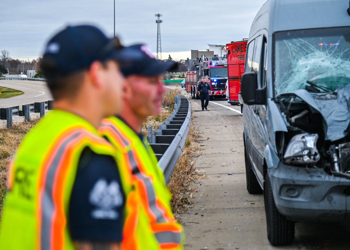WentzvilleFire's tweet photo. Stay alert, stay safe! 🚗 Loose tires can turn a smooth ride into a dangerous situation.
Let's prioritize road safety by keeping our vehicles well-maintained and practicing defensive driving!
#WProud #DriveSafe #RoadSafetyMatters https://t.co/DkdX9i9aNc