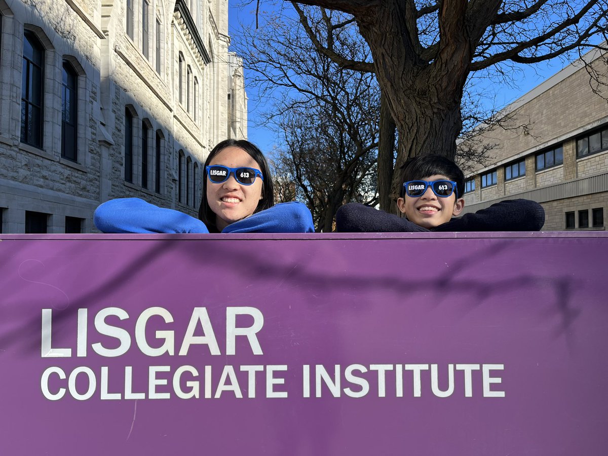 Huge congratulations to arrangers Alex Wang and Denali Tran-Le and all the musicians in Lisgar 613, the CBC 🇨🇦 Music Class Challenge Ensemble! Top Ten Finalist in the Senior Instrumental Category! Winners announced December 13! #cbcmusicclass @ocdsb ☎️🎶 cbc.ca/amp/1.7047987