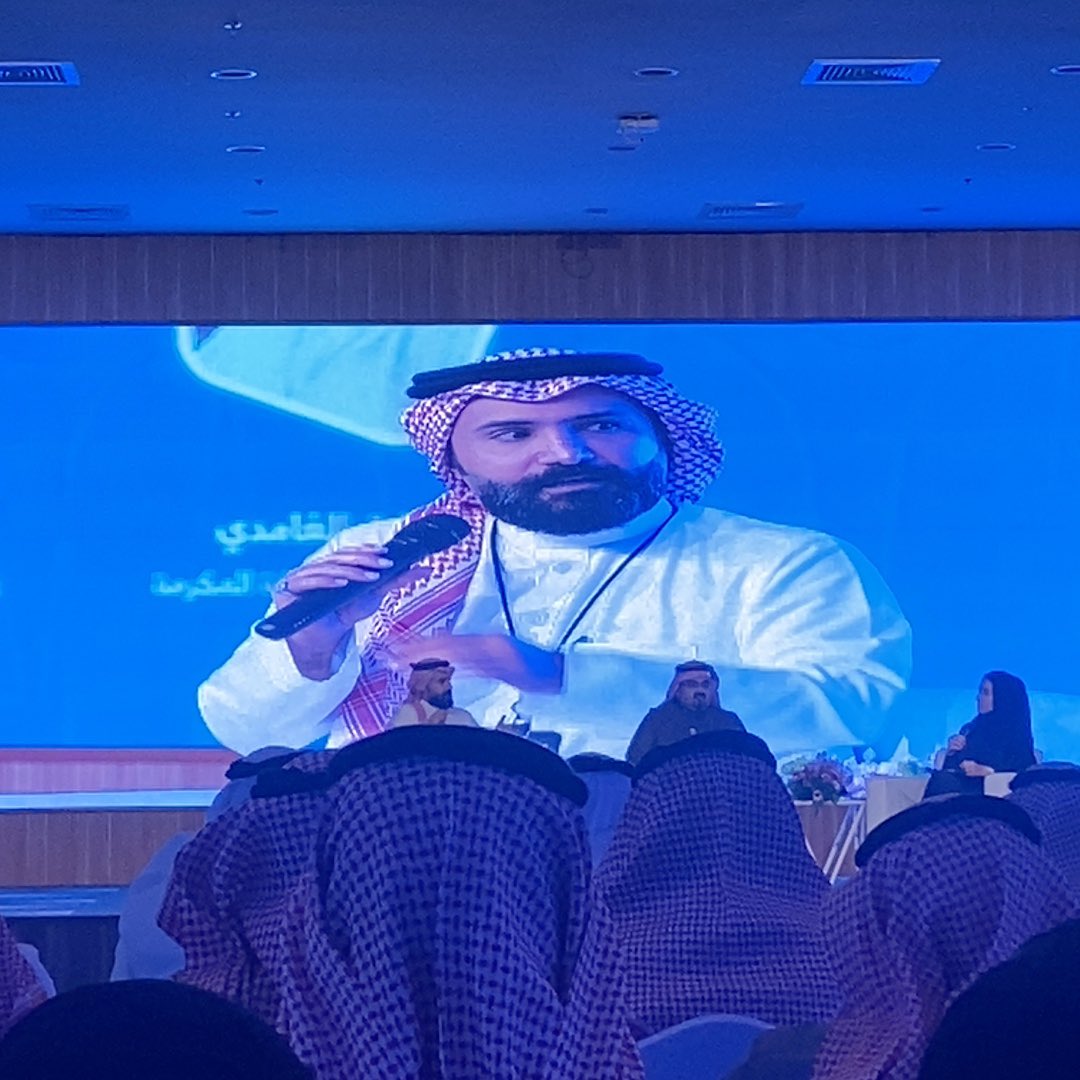 reemanahi's tweet photo. #الملتقى_القانوني_الشامل_بجدة  من أجمل اللقاءات المثرية المفيدة أستمتعت جدًا وتعلمت الكثير . https://t.co/d4CRMW6FLs